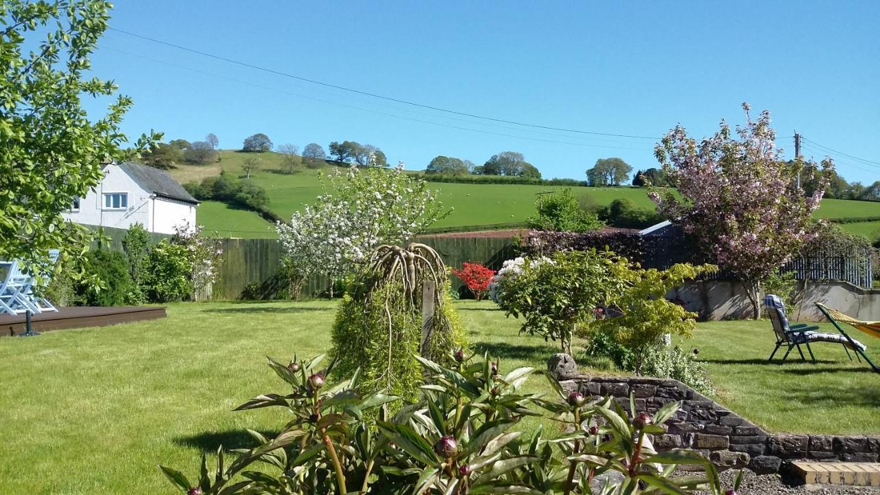 The Granary Bed & Breakfast Talgarth Bagian luar foto